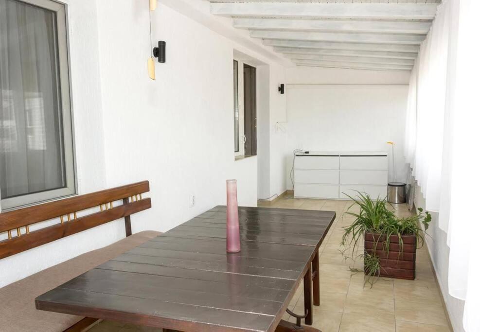 Modern Bright Apartment Close To City Center And Grand Mall Varna Buitenkant foto